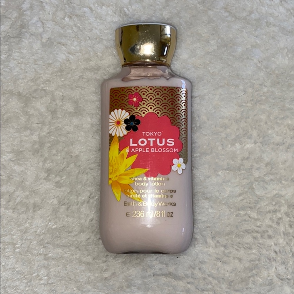 BBW Tokyo Lotus Apple Blossom Shea Body Lotion